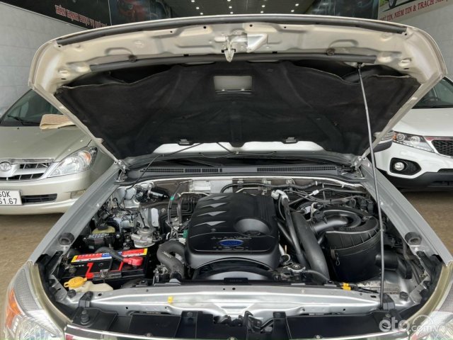 Xe còn mới giá chỉ 375tr19