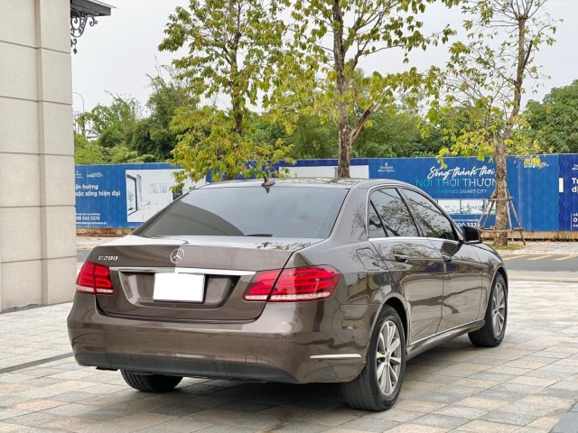Xe gia đình giá 690tr3