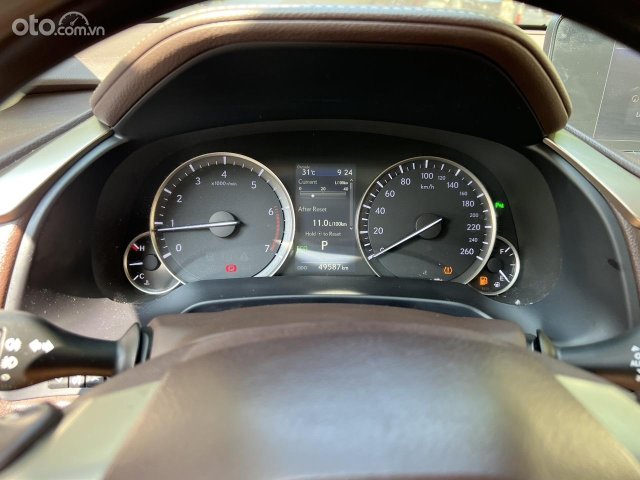 Xe chạy có 4v9 km17
