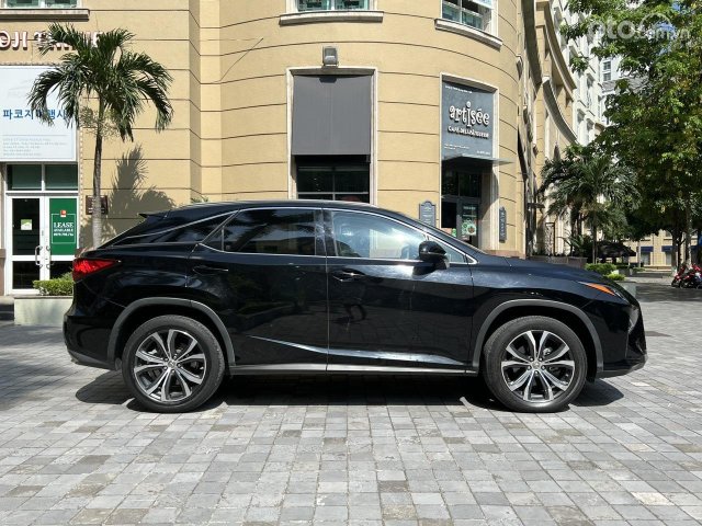 Xe chạy có 4v9 km6