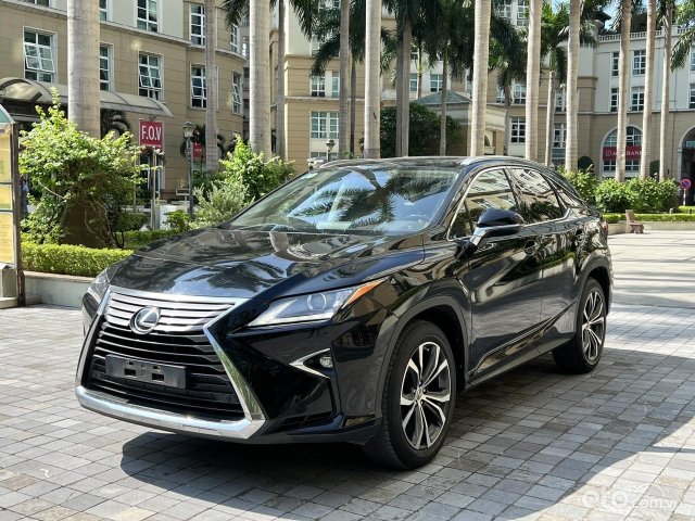 Xe chạy có 4v9 km1