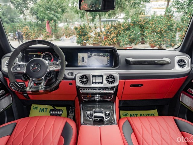 Xe đen nội thất đỏ30