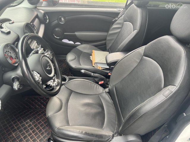 Cần bán xe giá 350tr6