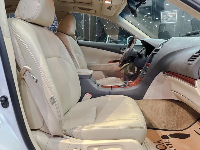 Nhập Mỹ, màu trắng Camay full option đi kèm7