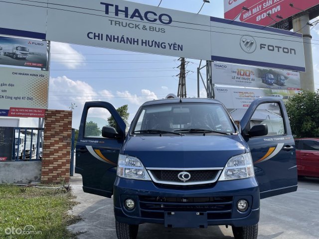 Xe tải Van tải trọng chở hàng 950kg3