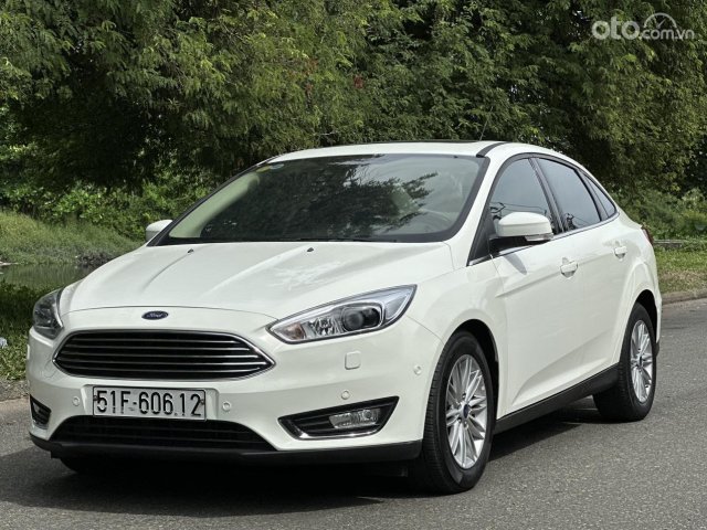 Ford Focus 2015 chính thức lộ diện