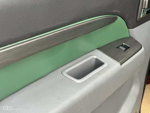 Tặng kèm: Phim cách nhiệt, màn hình, ghế da, lót sàn, che mưa29