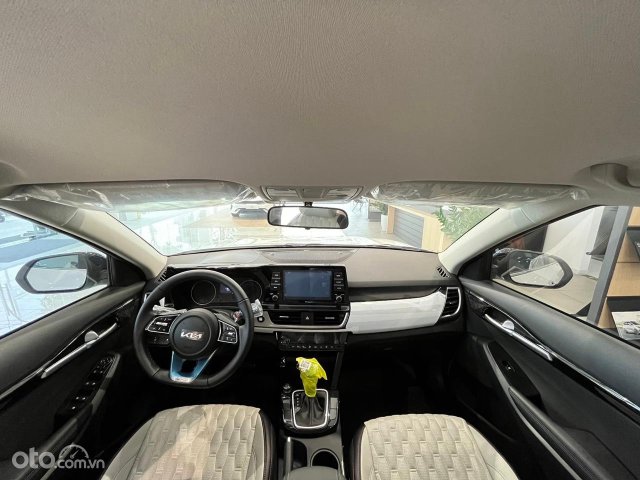 Giá cực tốt khu vực Hà Nội, hỗ trợ giấy tờ nhận xe luôn, bao đậu ngân hàng 100%4
