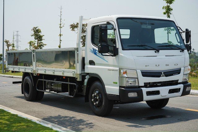 Bán xe tải 3.5 tấn Mitsubishi Canter 7.5 thùng dài 5.3 mét Nhật Bản trả góp 25%5