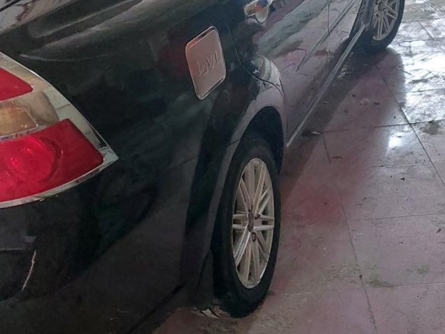 Xe gia đình đang đi1