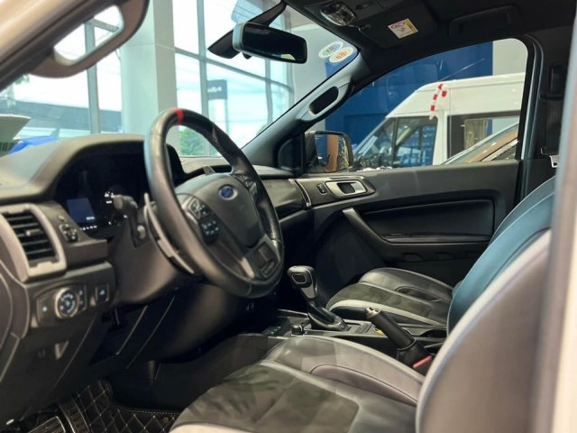 Bán xe mới 99% giá chỉ 1 tỷ 212tr4