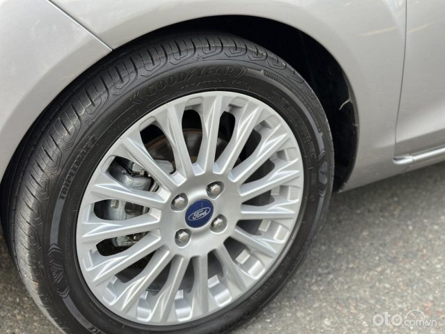 Xe chính chủ giá tốt9