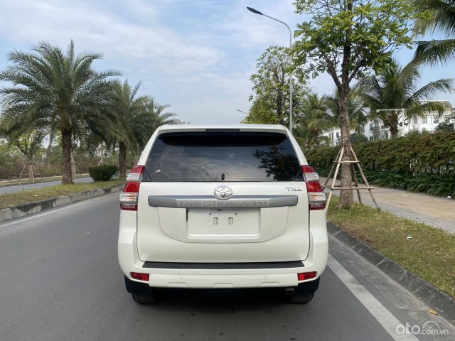 Xe màu trắng, nhập khẩu nguyên chiếc chính chủ14