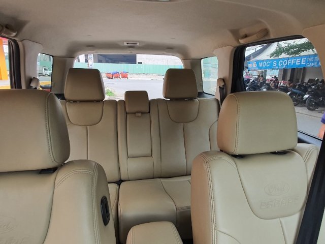 Xe mới 90% nhà sử dụng kỹ, không kinh doanh15