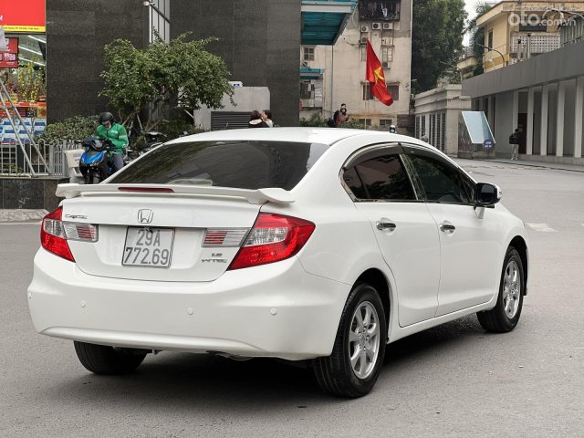 Màu trắng, đăng ký lần đầu 20132