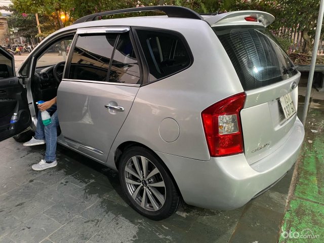 Xe gia đình giá 240tr2