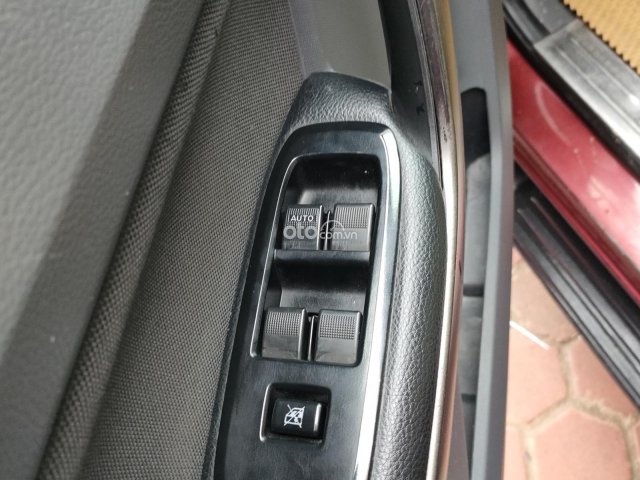 Cần bán xe giá cạnh tranh9