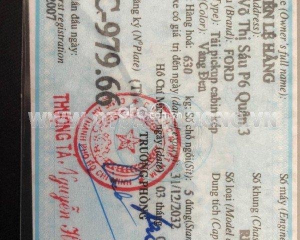Xe màu bạc11