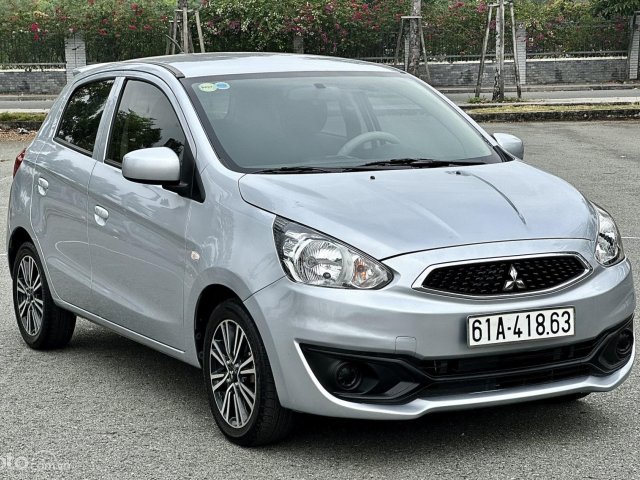 Màu bạc, xe nhập2