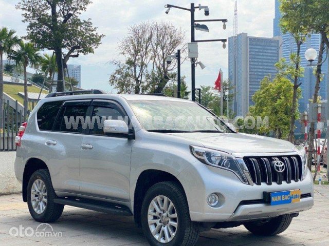 Xe nhập9