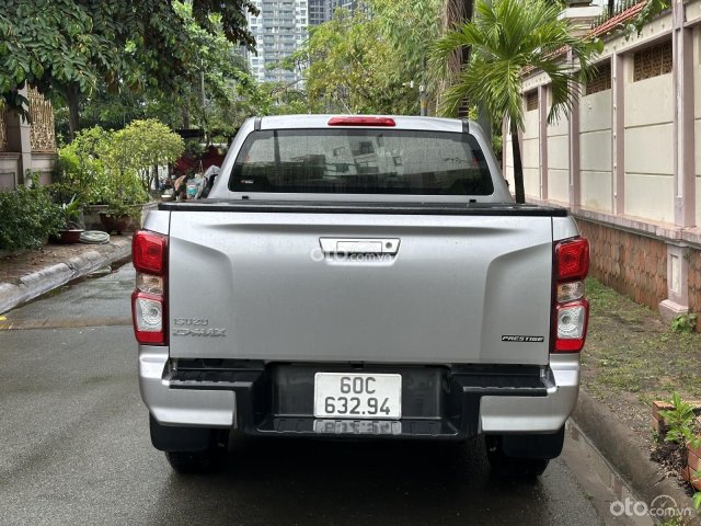 Cần bán xe giá 590tr13