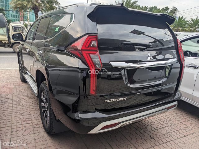 SUV 7 chỗ nhập khẩu - Hỗ trợ thuế trước bạ3