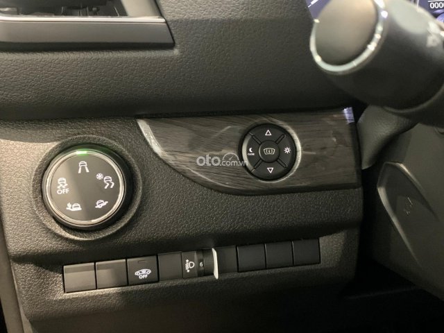 Xe sẵn giao ngay, cùng nhiều chương trình hấp dẫn chỉ có tại Peugeot Phú Mỹ Hưng15