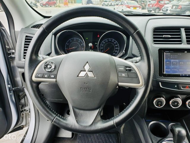 Xe màu bạc, nhập khẩu14
