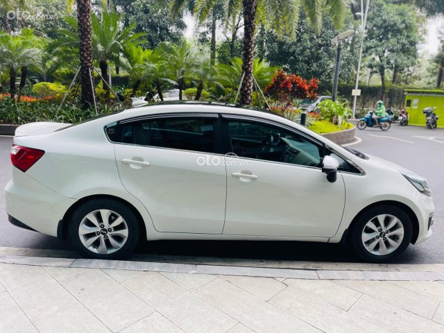 Xe màu trắng, xe nhập chính chủ, 380 triệu3