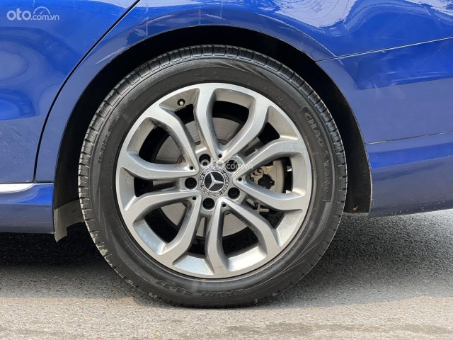 Cần bán xe model 2018 siêu mới5