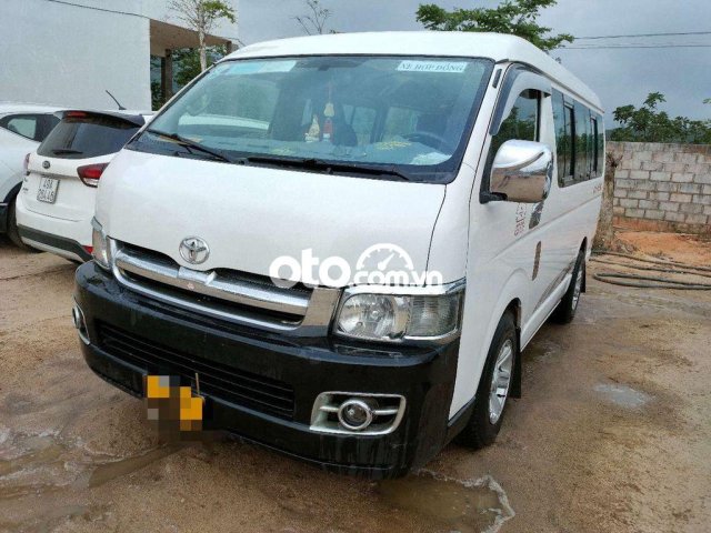 Used Toyota Hiace 2010 Ref 401 2010 for sale in Sharjah  442202