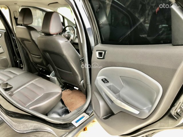 Cần bán xe màu đen10