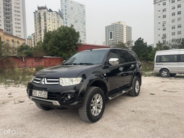 Màu đen, giá cạnh tranh2