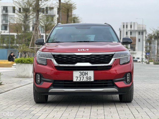 Xe màu đỏ, 755tr0