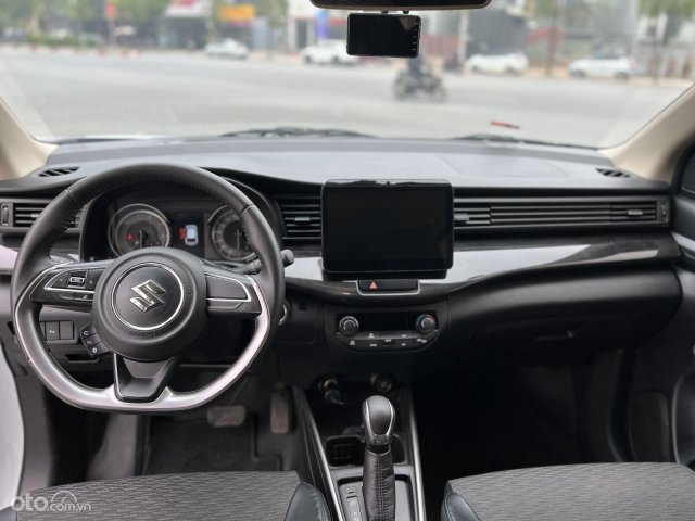 Xe chạy cực ít12
