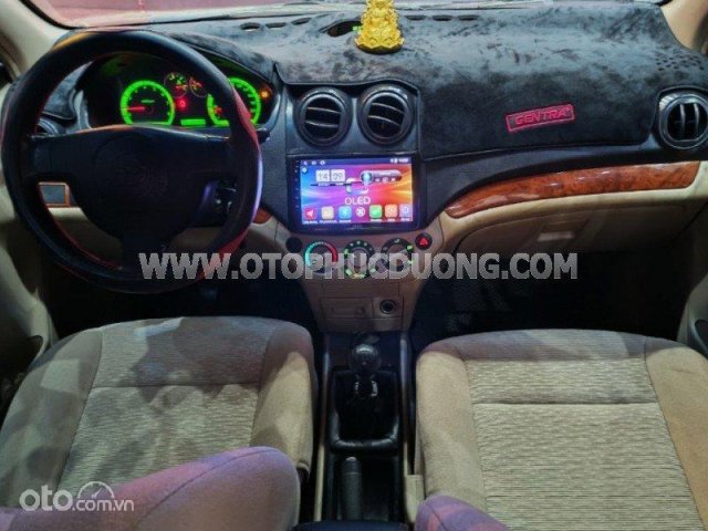 Xe màu đen3