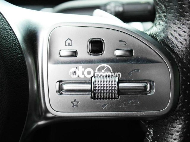 🇩🇪 MERCEDES BENZ GLB 200 202011