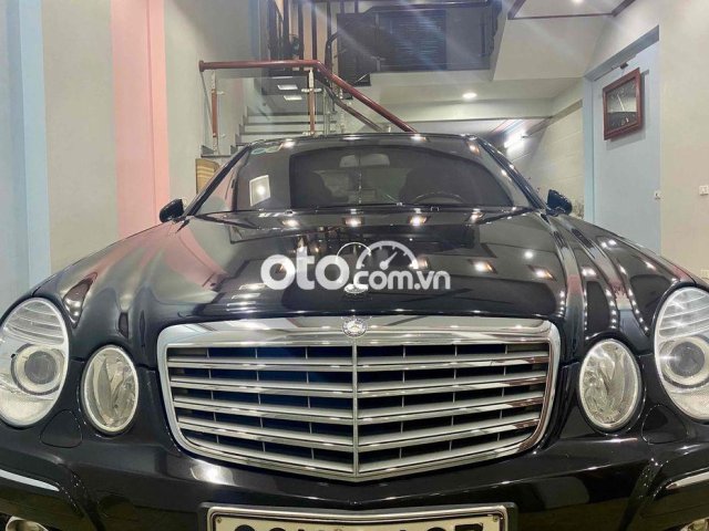 Mercedes Benz E280 2008 Lăn bánh 2009