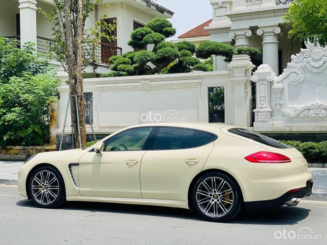 Model 2015, biển số thành phố, tên tư nhân3