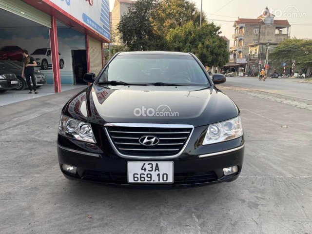 Màu đen, xe nhập0