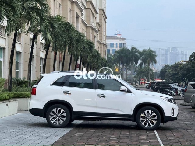 Kia Sorento sản xuất 2016 bản Full máy dầu0