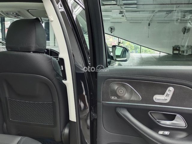 Xe sẵn giao ngay và nhiều ưu đãi hấp dẫn20