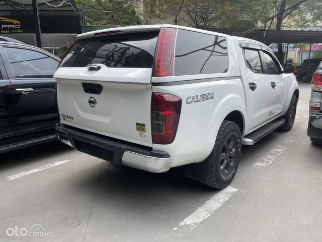 Xe màu trắng, nhập khẩu nguyên chiếc giá ưu đãi7