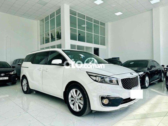 KIA SEDONA 2016- Xe máy dầu nhà đi kĩ1