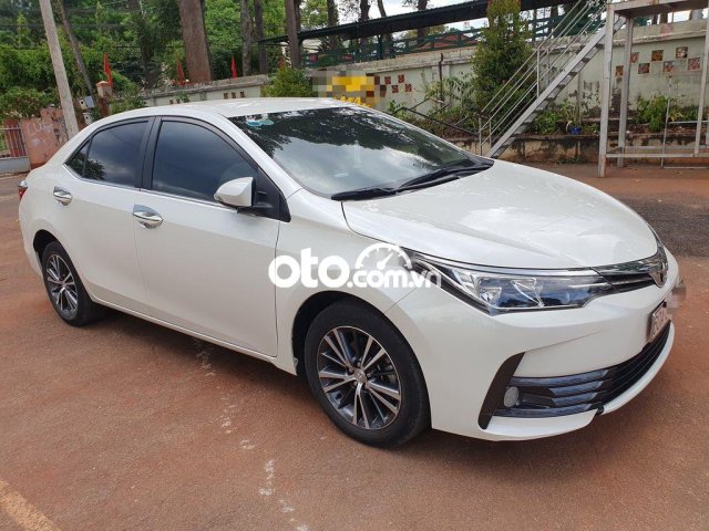 Cần Bán Xe Toyota Corolla altis A/T 2019 Mới Keng0