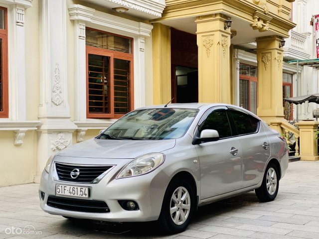 Màu bạc, odo 86.000km2