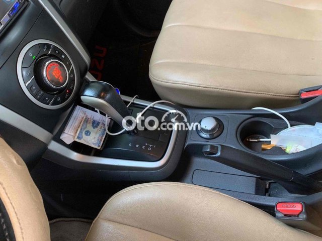 Isuzu Dmax 2.5 turbo 2 cầu điện AT 5 cấp10