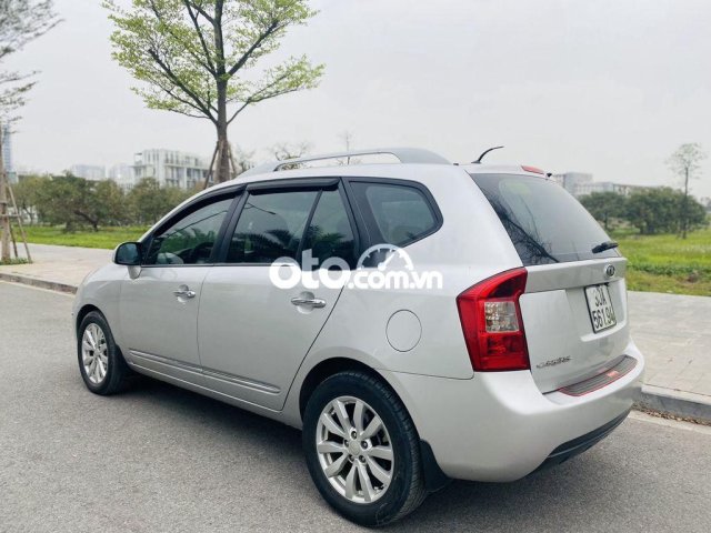 Chiếc xe của mọi gia đình4
