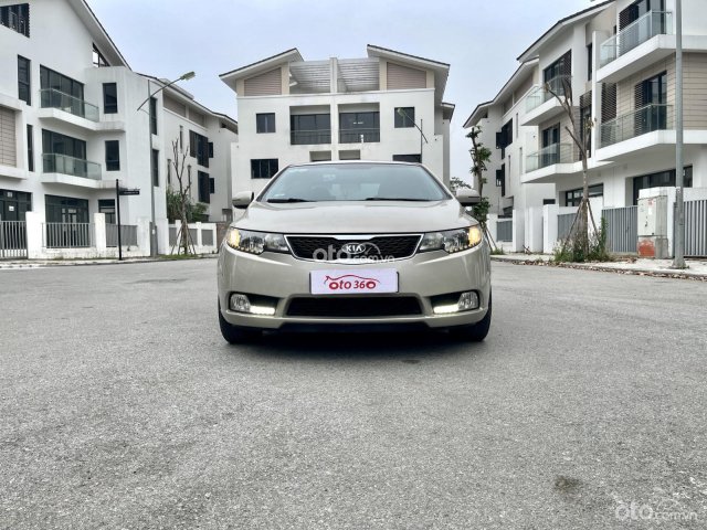 Xe tên tư nhân, biển Hà Nội2