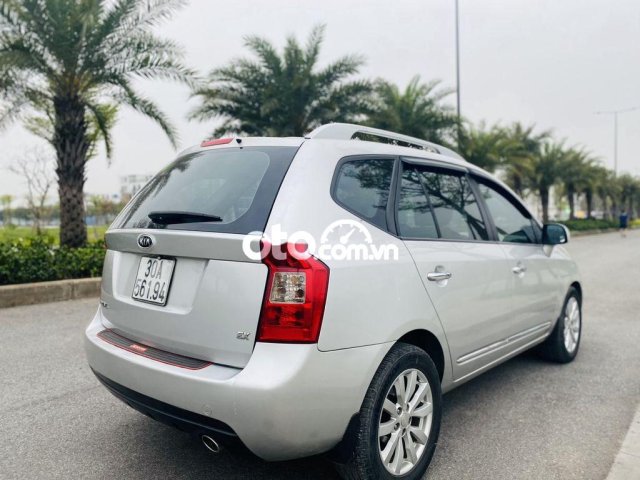Chiếc xe của mọi gia đình5